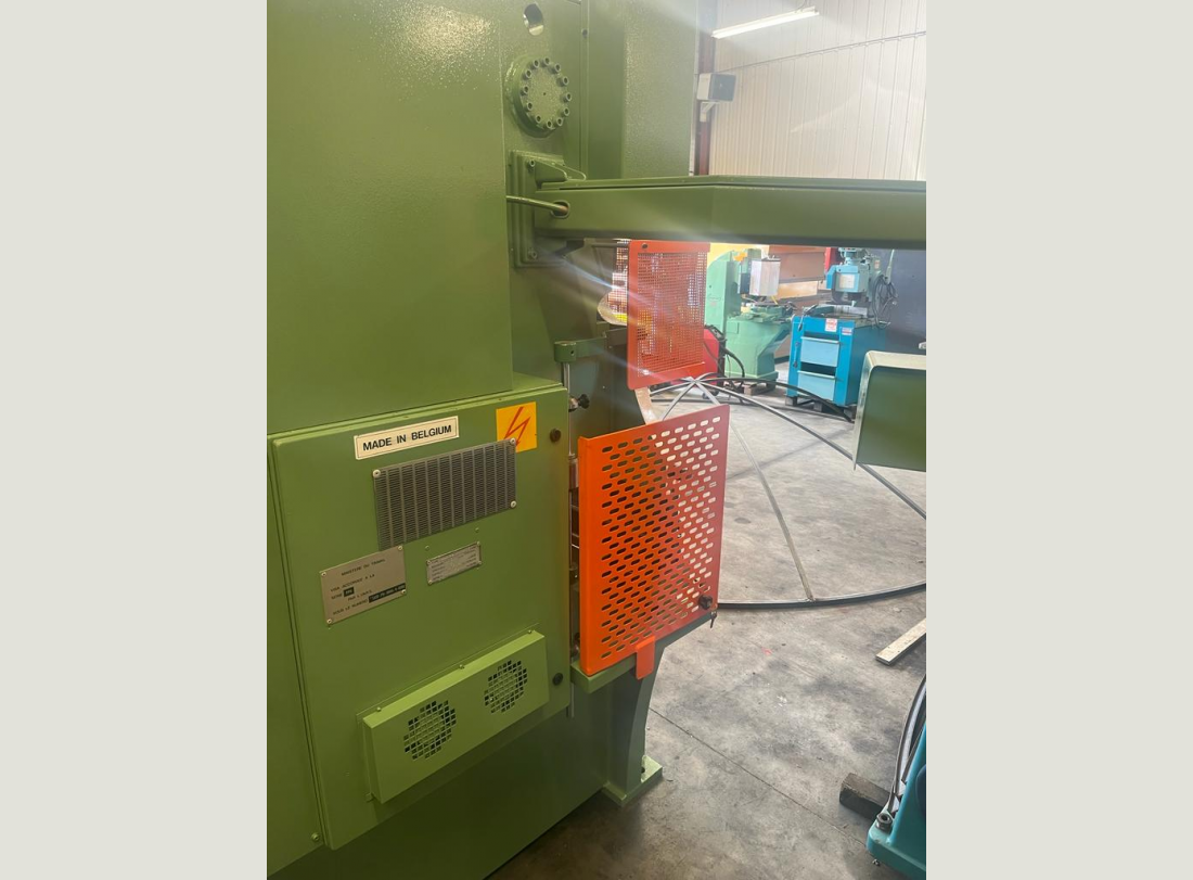 Presse Plieuse HACO 3000 x 110T 5