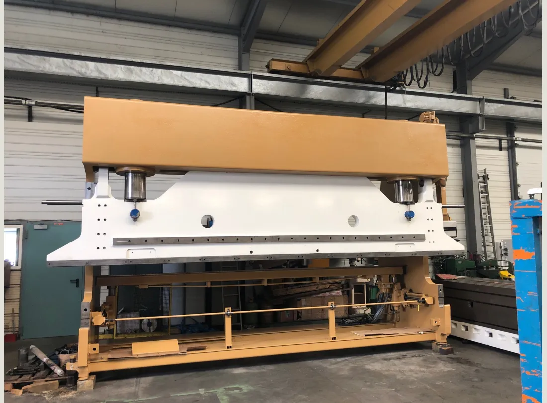 Reconditionnement complet de vos presses plieuses 14