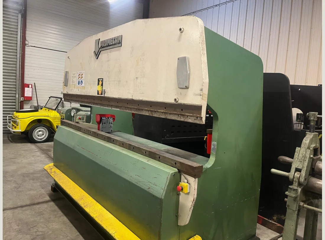 Presse Plieuse PROMECAM 3000x110T 2