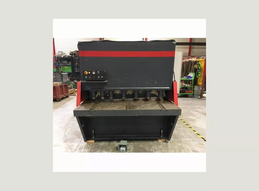 Cisaille coupe gousset PROMECAM GSR 1550x20 1