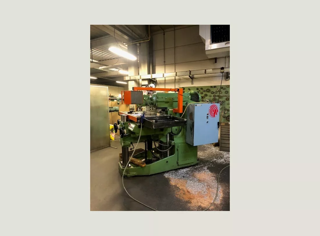 Fraiseuse HURON MU50 2