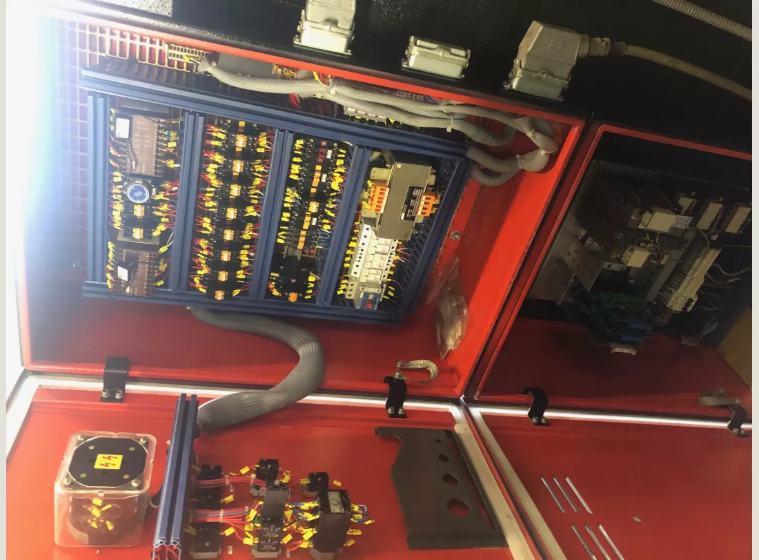 Reconditionnement complet de vos presses plieuses 5