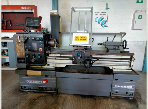 Tour COLCHESTER MASTER 3250
