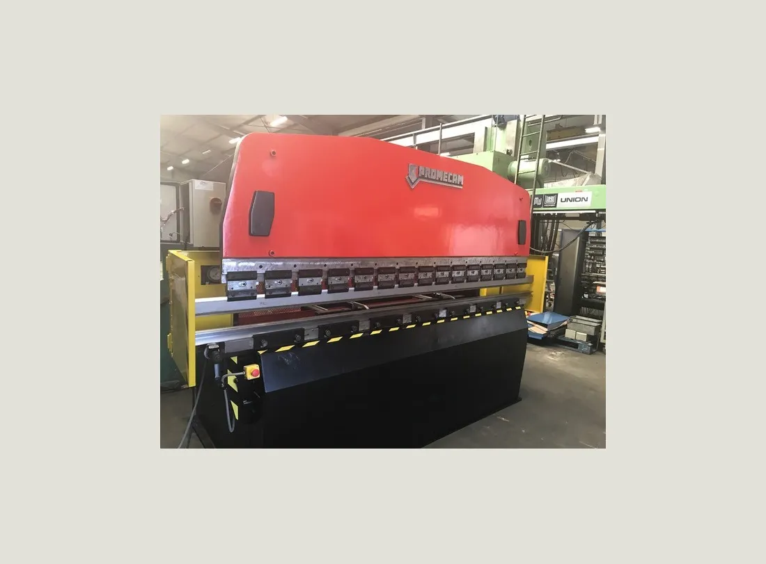 Presse Plieuse  PROMECAM 3000 x 100T 1