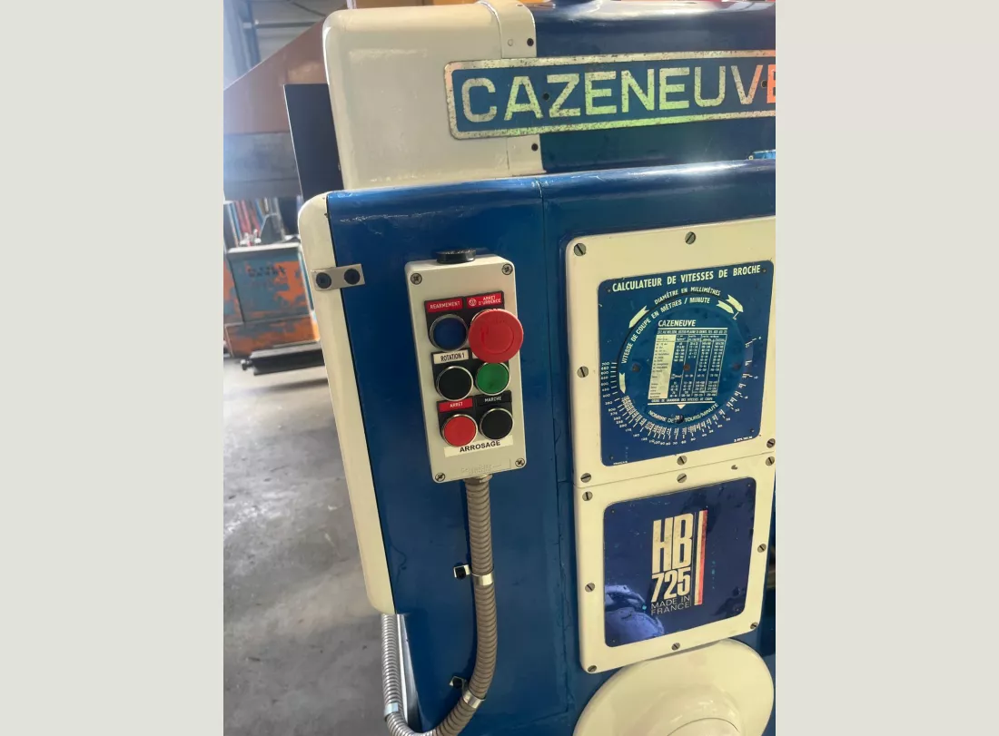 Tour CAZENEUVE HB 725 x 3000 4
