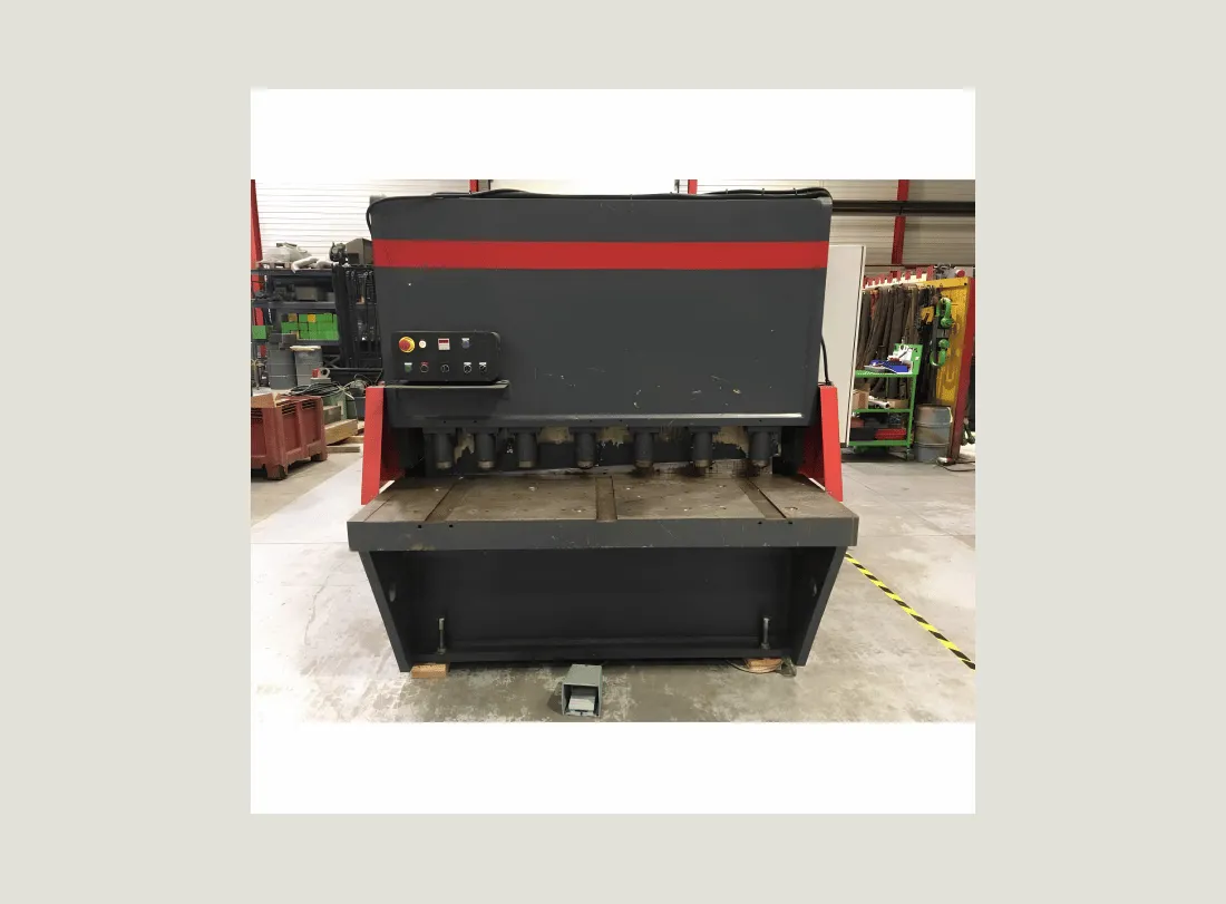Cisaille PROMECAM 1550 x 20 1