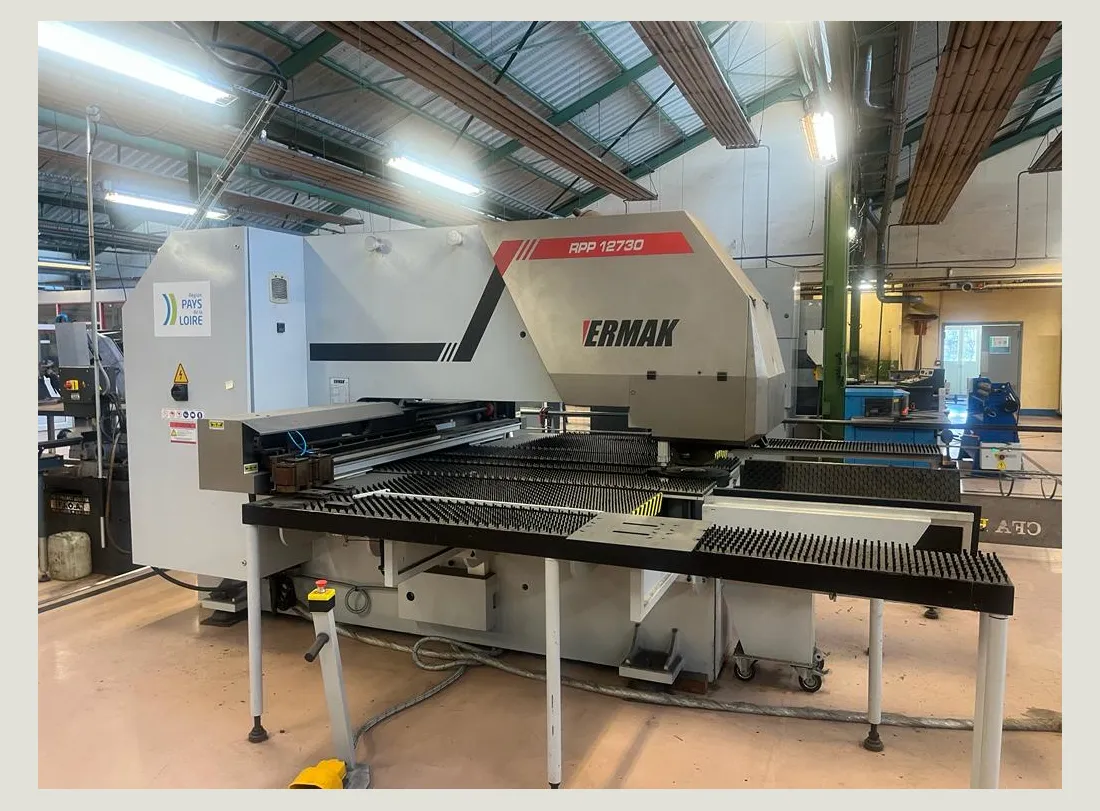 Poinçonneuse ERMARK  RPP 12730 1