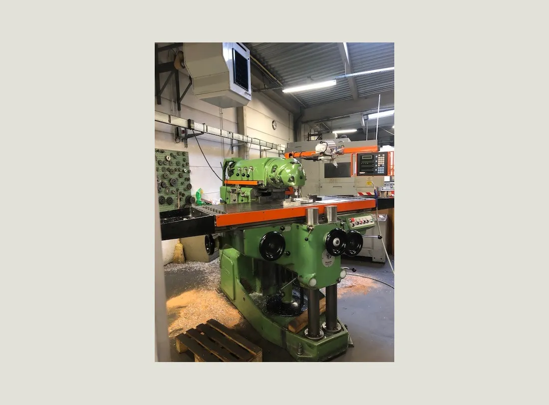 Fraiseuse HURON MU50 7