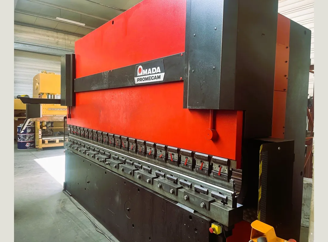 Presse Pieuse AMADA HFB 4000 x 220T 1