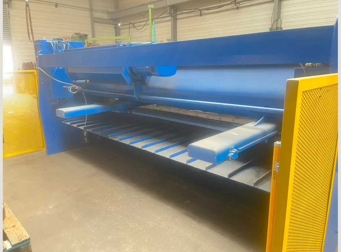 Cisaille SAGITA 4000 x 8 4