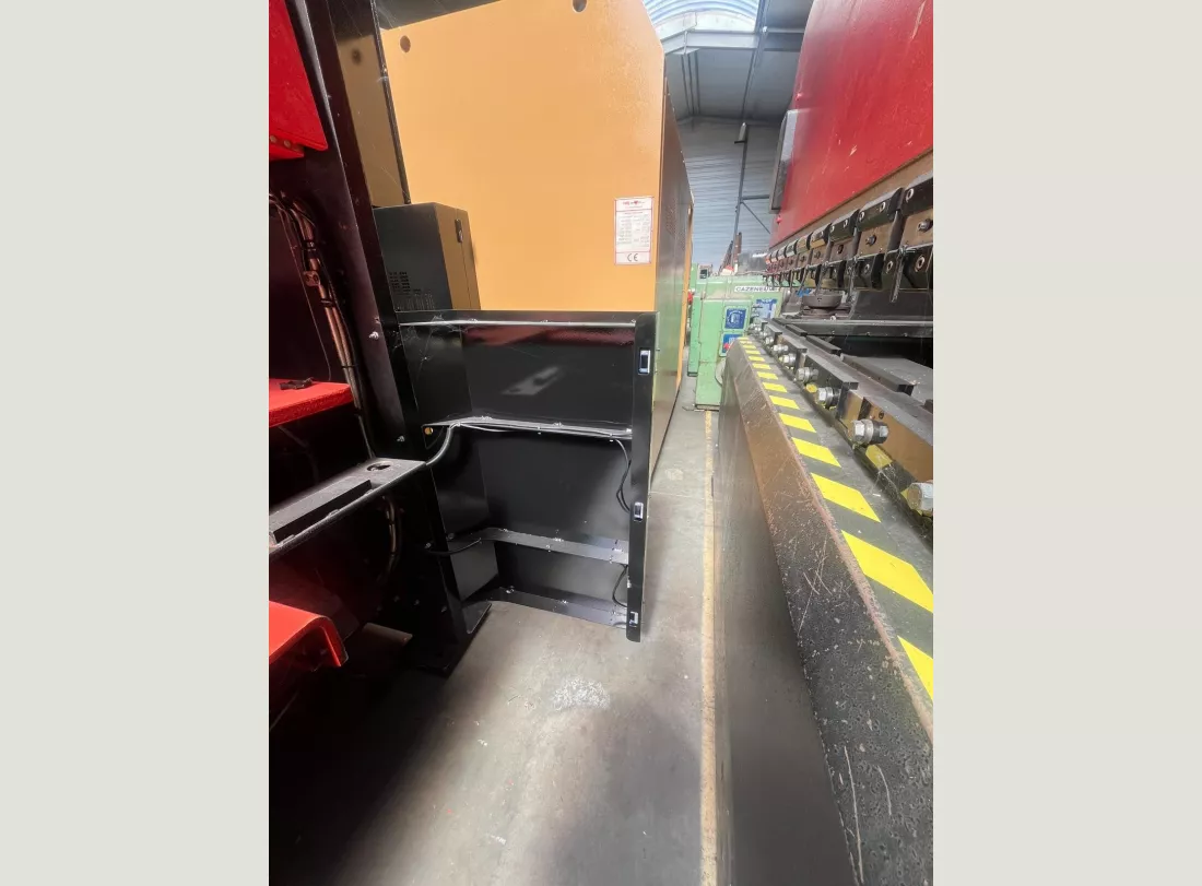 Cisaille AMADA PROMECAM GP1230 4