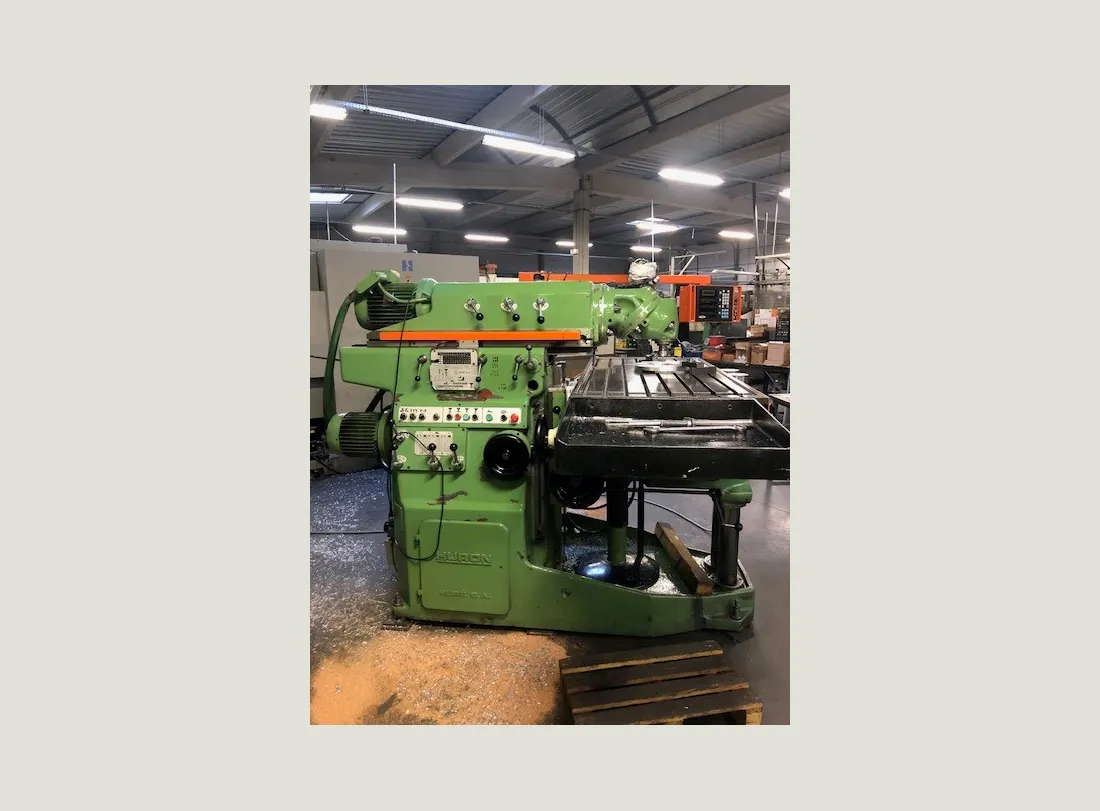 Fraiseuse HURON MU50 1
