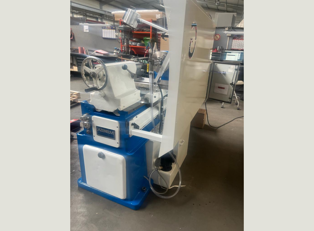 Tour CAZENEUVE HB 575 x 750 3