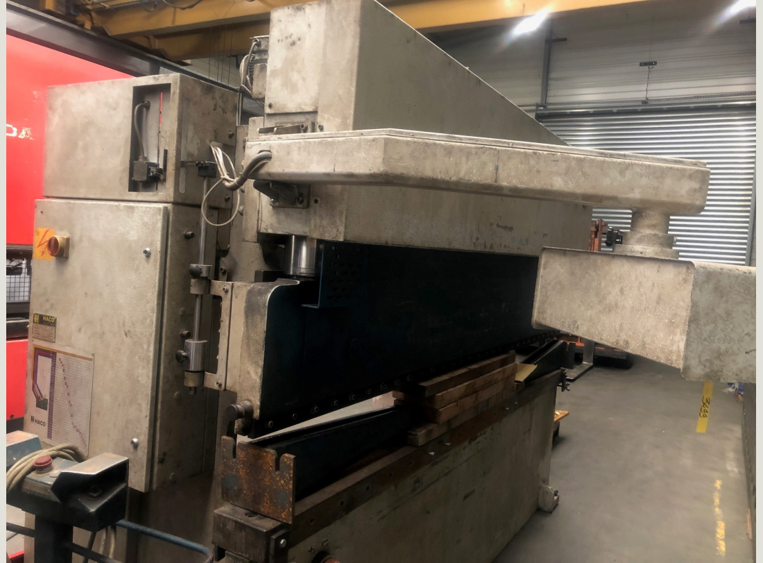 Presse Plieuse HACO 3000 x 135T 2