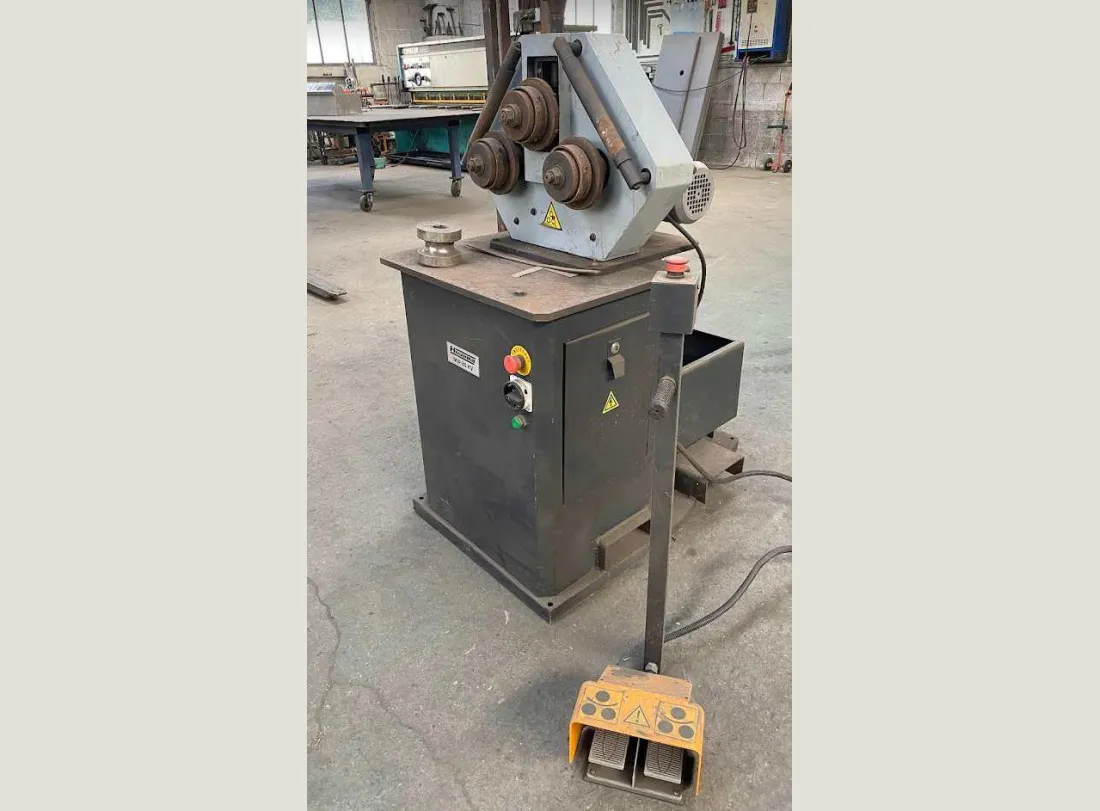 Cintreuse MIP 30 1
