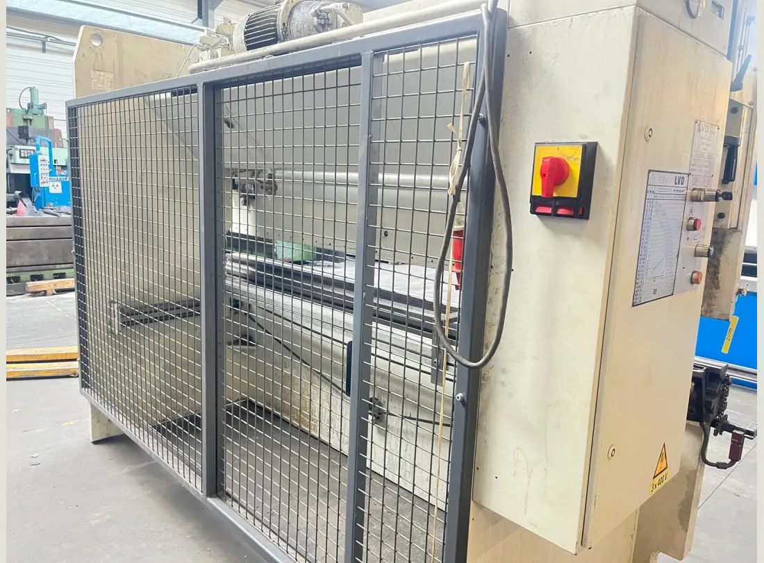 Presse Plieuse LVD 3000 x 135T 3