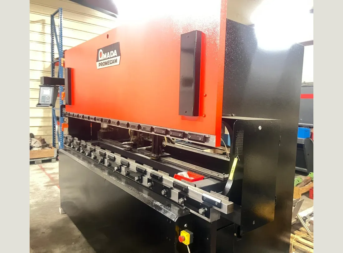 Presse Plieuse AMADA ITS 3000 x125T 3
