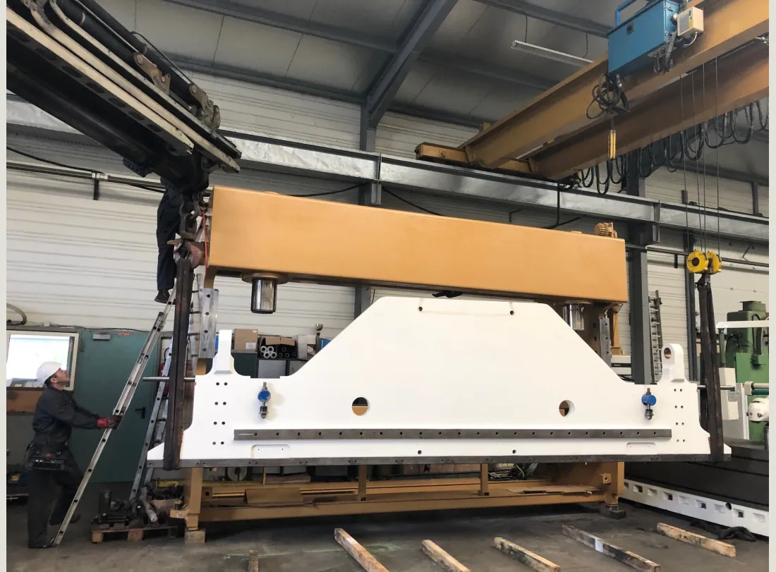 Reconditionnement complet de vos presses plieuses 11