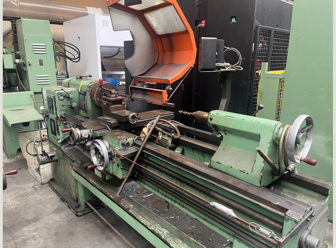 Tour CAZENEUVE HB 575 x 1500 2