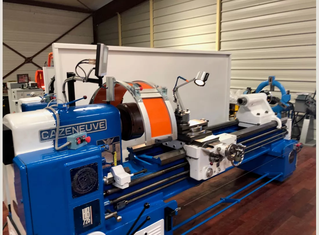 Tour CAZENEUVE HB725 x 2000 2